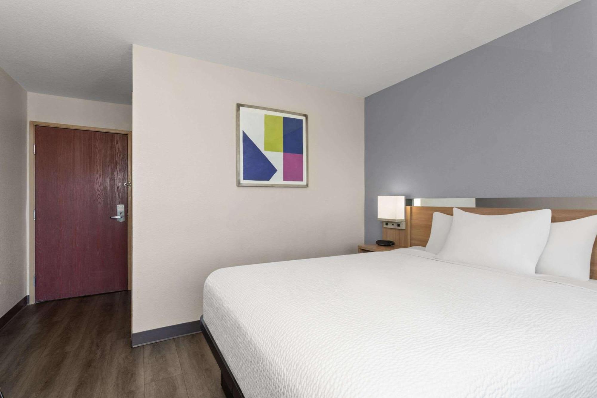 Microtel Inn & Suites By Wyndham Panama City Exterior foto